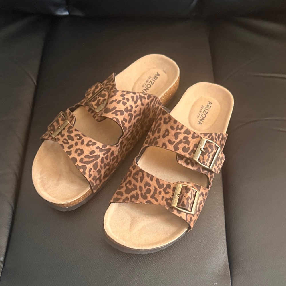 Arizona Jean Co Leopard Print Double Strap Sandals- sz 10- new without box
